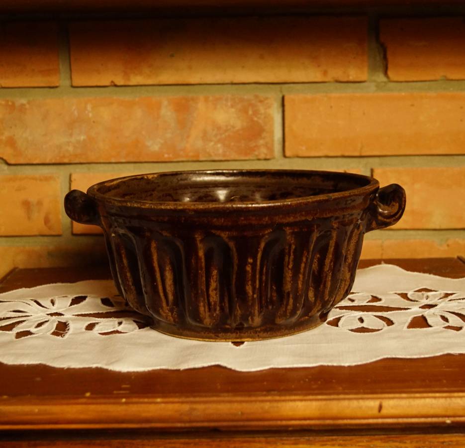 Kameninová forma na bábovku 31.