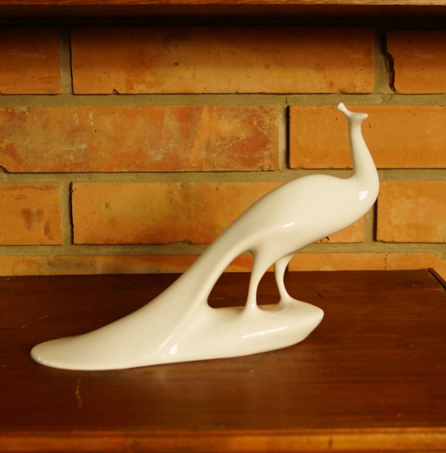 Porcelánová socha páva ROYAL DOUX