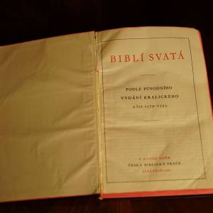 Kniha - Bible