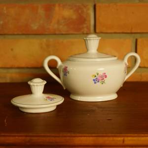 Porcelánová cukřenka