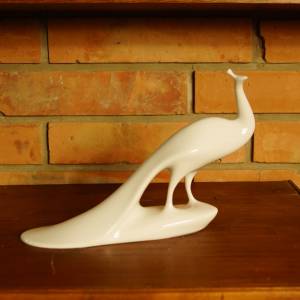 Porcelánová socha páva ROYAL DOUX