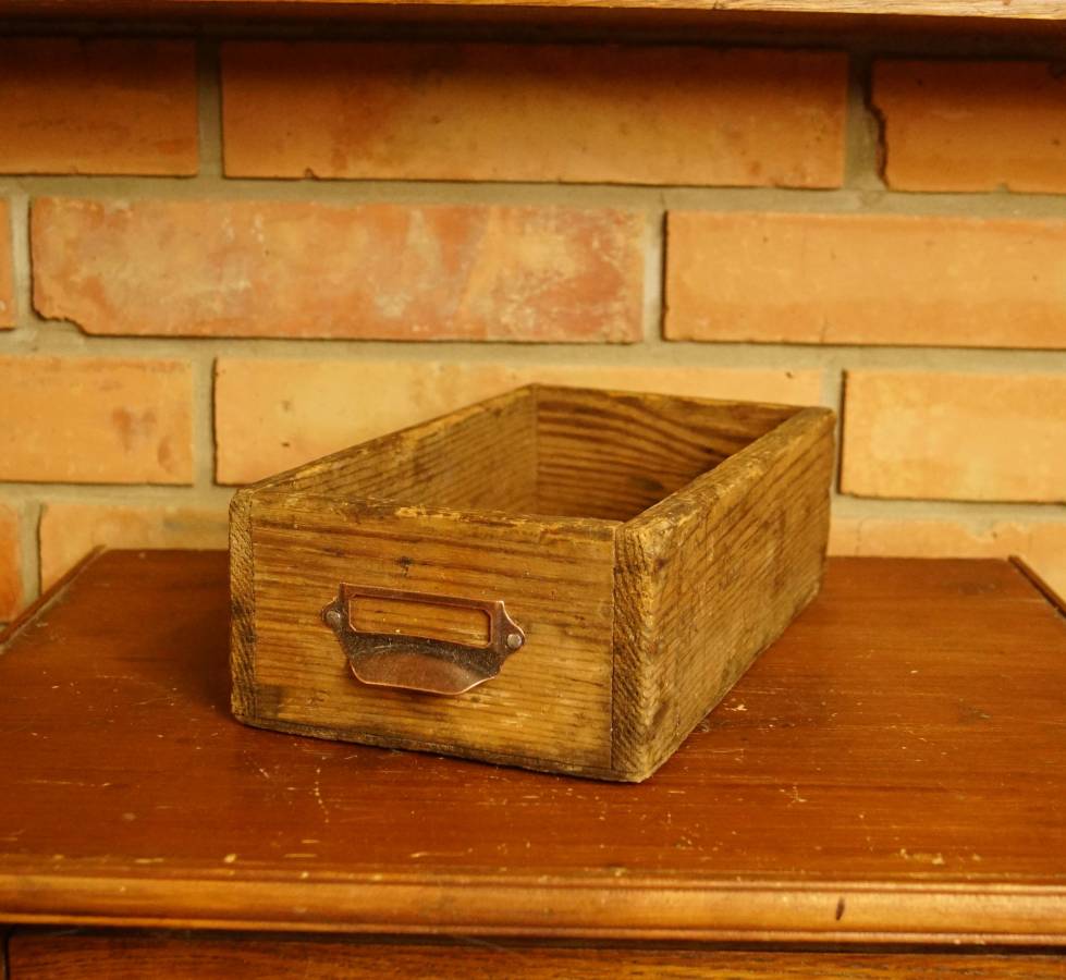 Dřevěný šuplíček