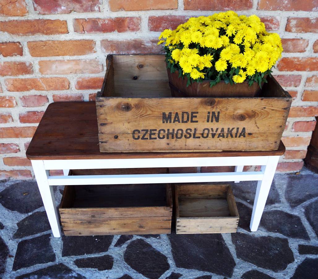 Staré dřevěné bedny