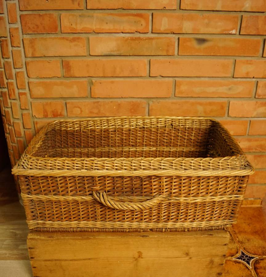 Proutěný koš bez víka