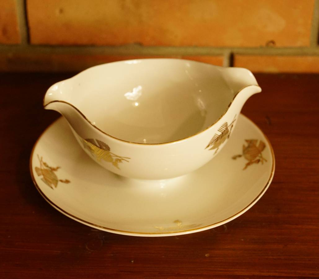 Porcelánový omáčník