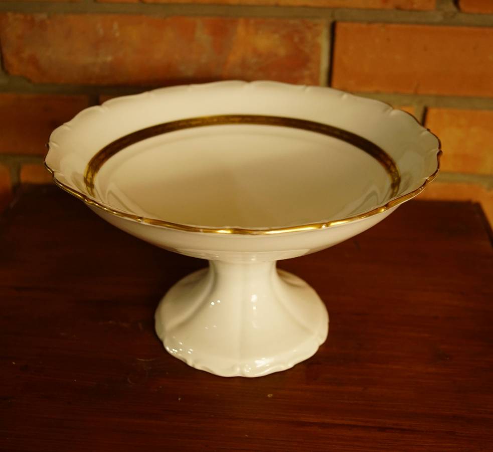 Porcelánový nástolec