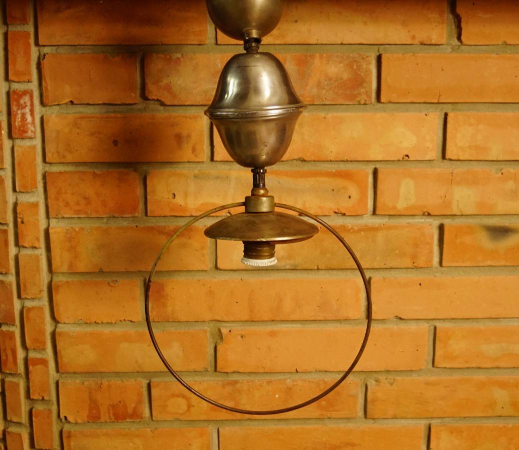Stahovací lustr