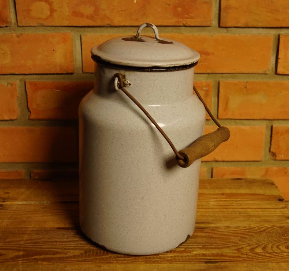 Šedá smaltovaná bandaska