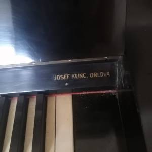 Piano - klavír PETROF