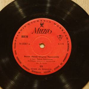 Staré vinylové desky k dekoraci