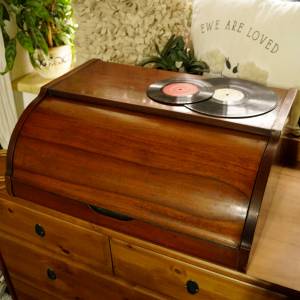 Starý gramofon SUPRAPHON 1954