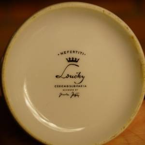 Porcelánová mléčenk