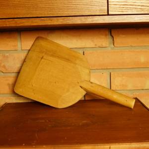 Dřevěná lopatka