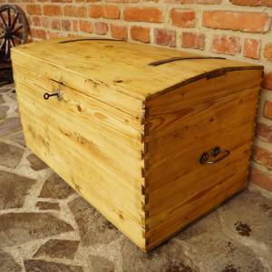 Truhla po renovaci