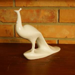 Porcelánová socha páva ROYAL DOUX