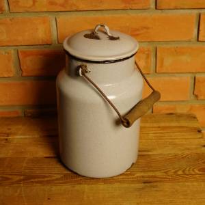 Šedá smaltovaná bandaska