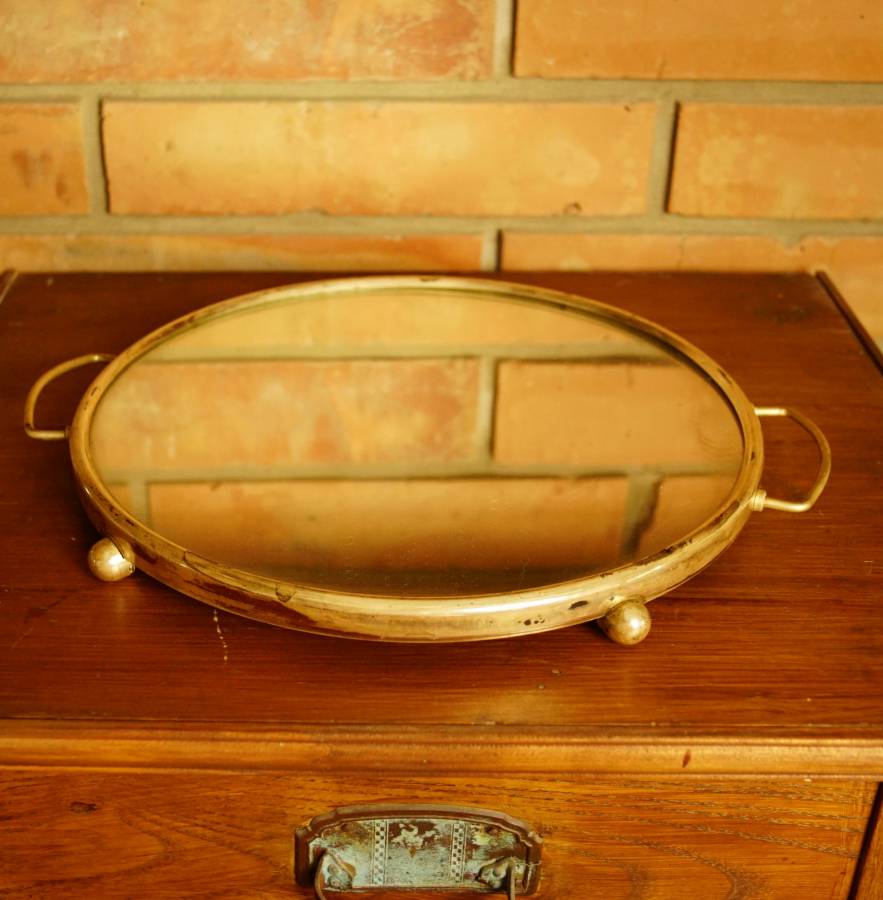 Zrcadlový tác