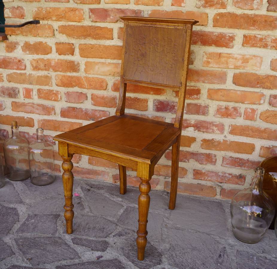 Stará židle