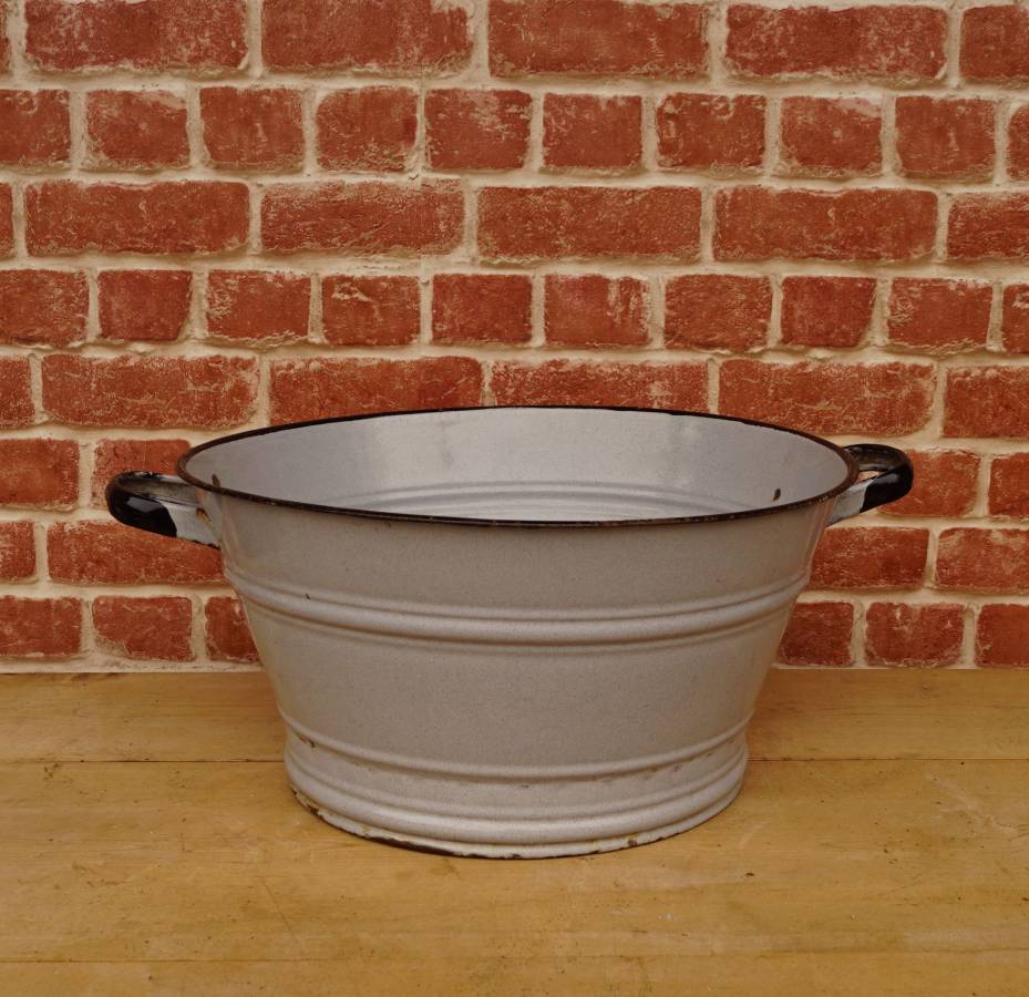 Šedý smaltovaný škopek