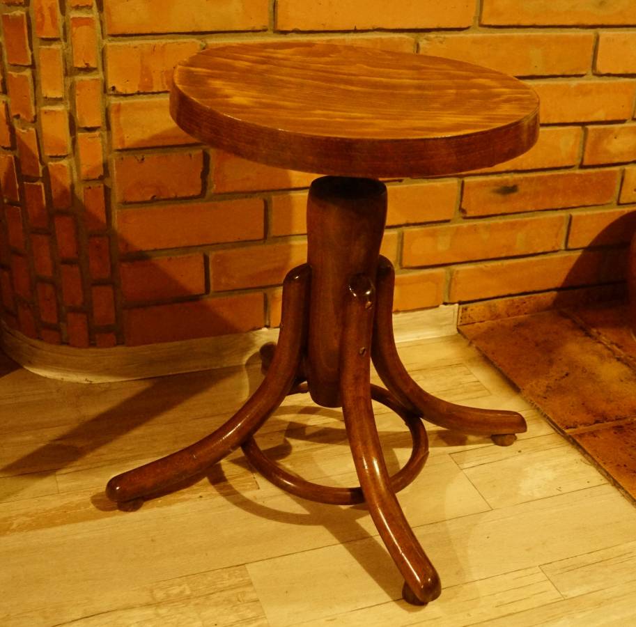 Klavírní židlička Thonet