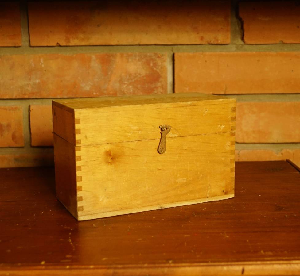 Dřevěná bedýnka
