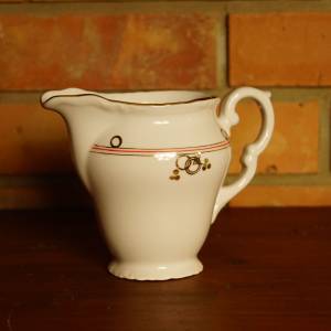 Porcelánová mléčenka