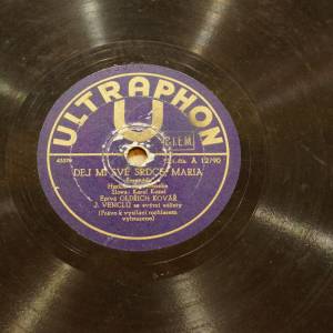 Staré vinylové desky k dekoraci
