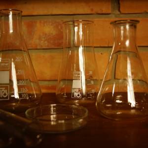 Laboratorní sklo I.