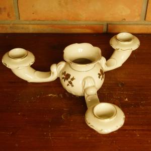 Porcelánový svícen