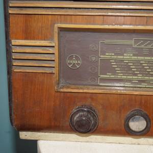 Radio TESLA 805 A pro sběratele