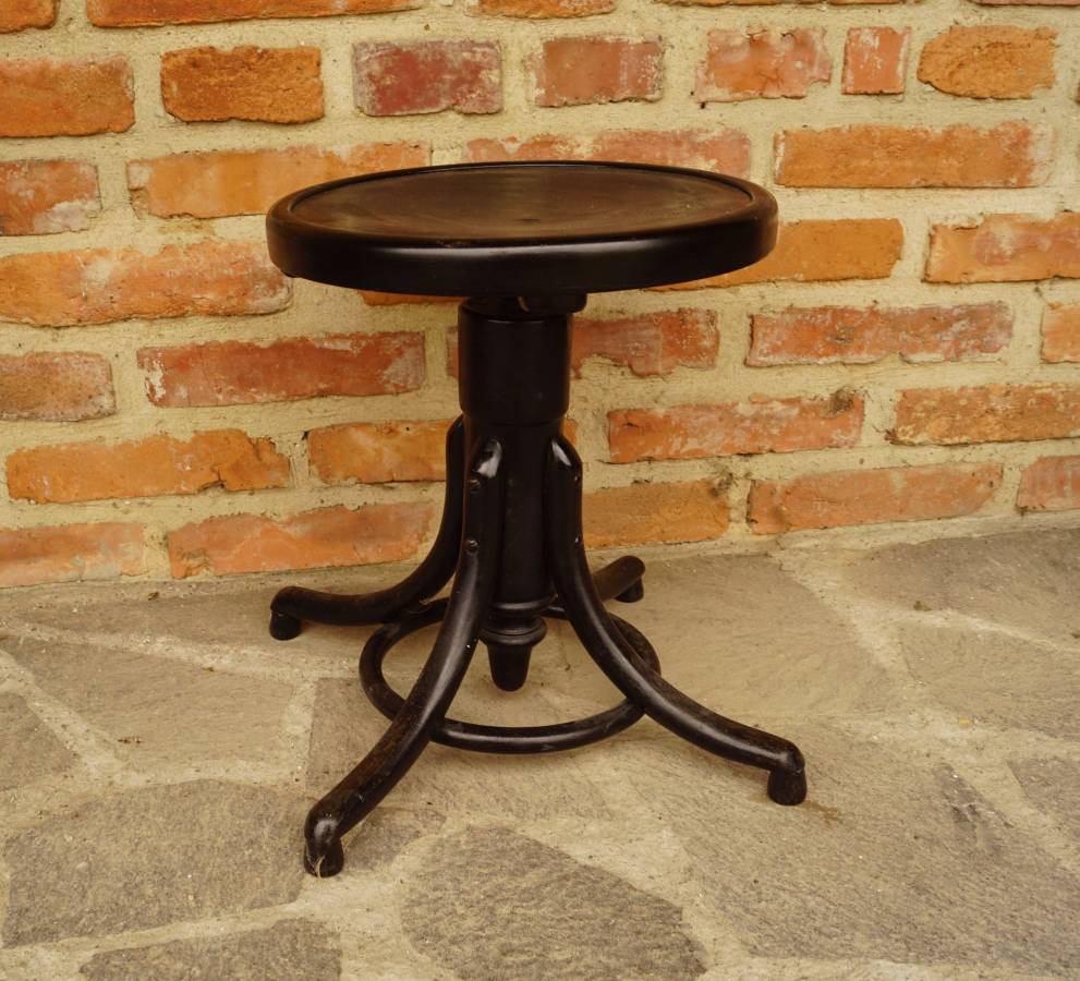 Klavírní židlička Thonet