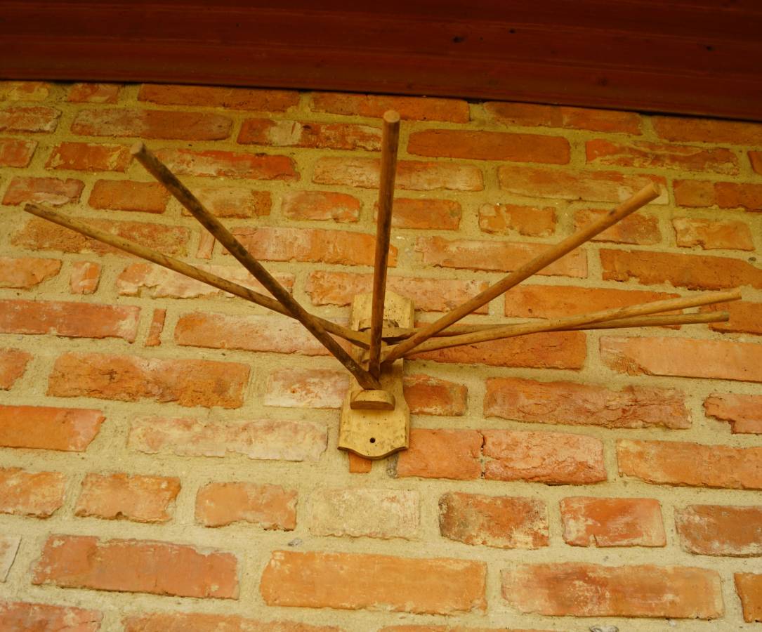 Vějířový věšák