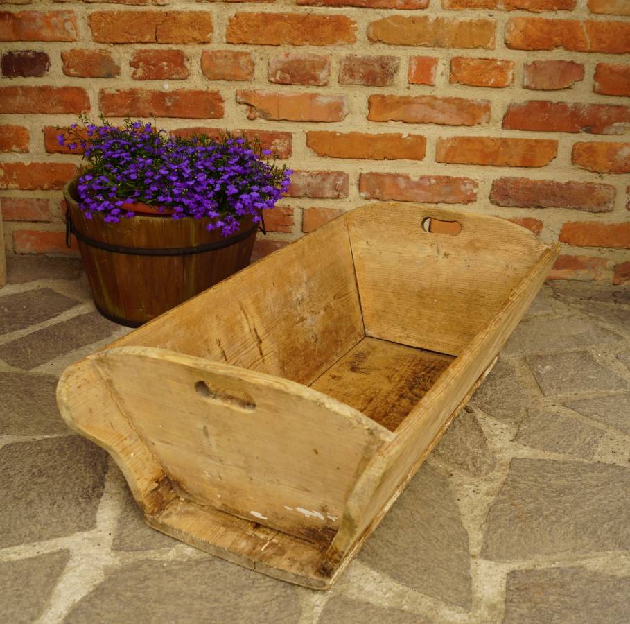 Dřevěné menší necky