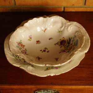 Staré porcelánové květinové mísy