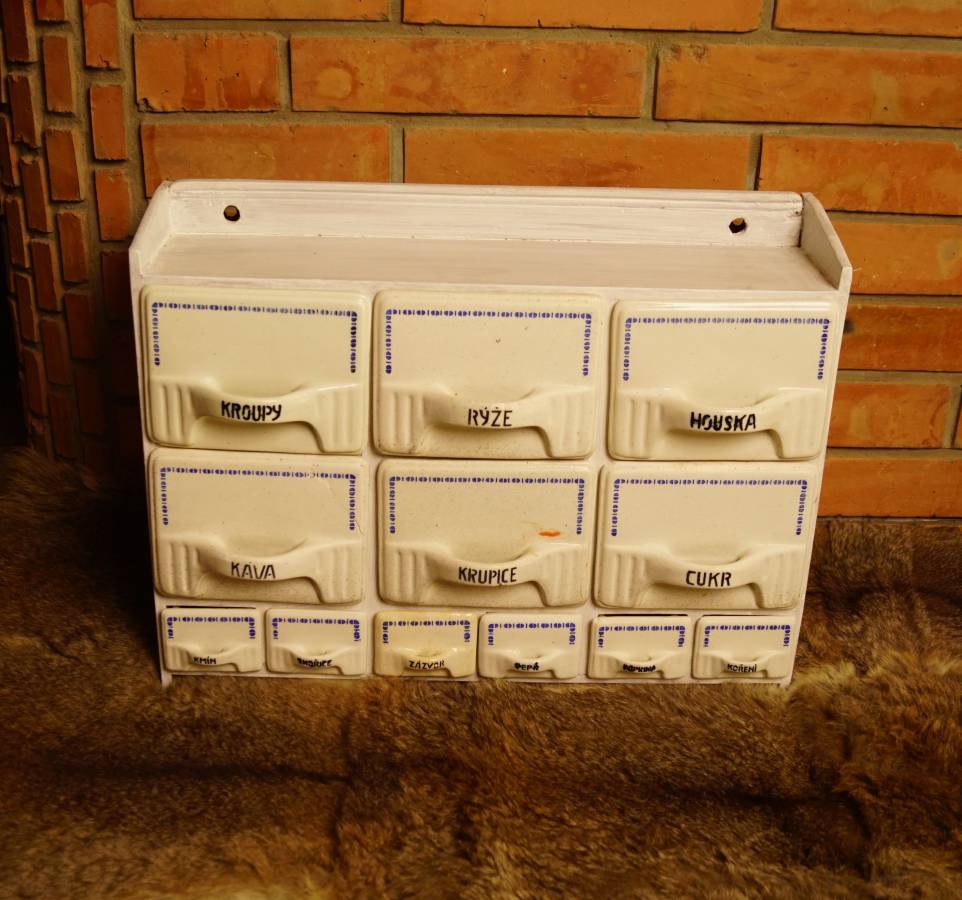 Porcelánová šuplíčková skříňka 