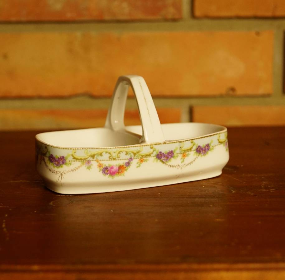 Porcelánová slánka