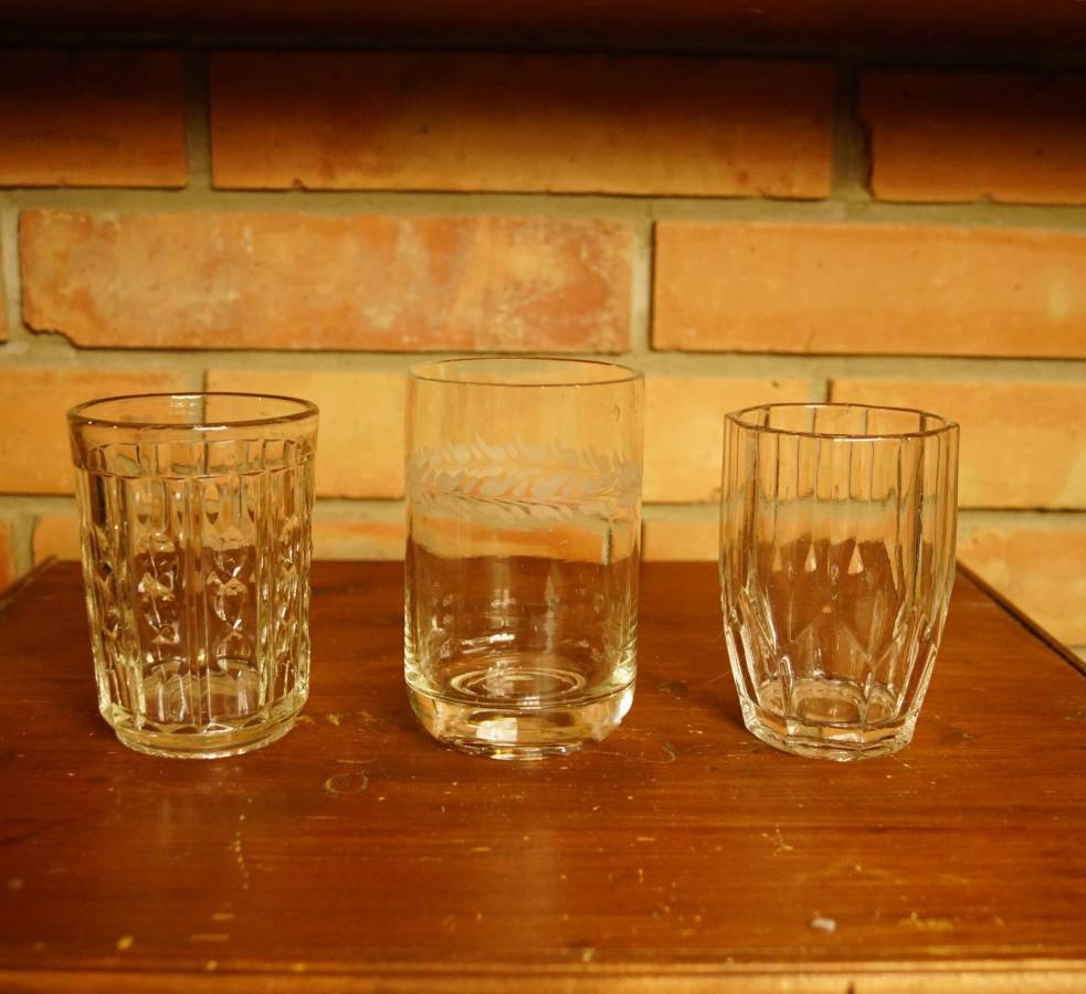 3 hrubé sklenice
