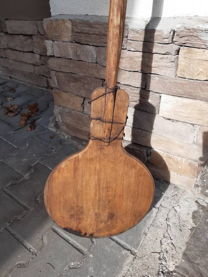 Veliká lopata na chleba