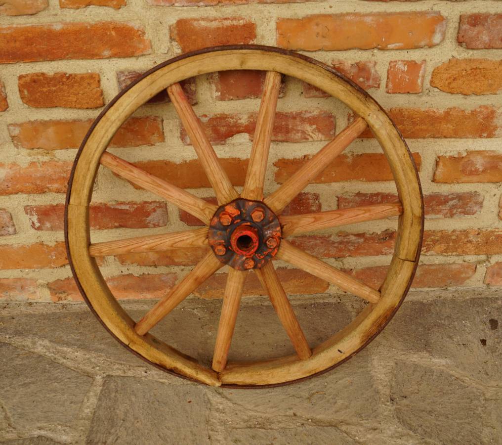 Loukotové kolo pr. 64 cm
