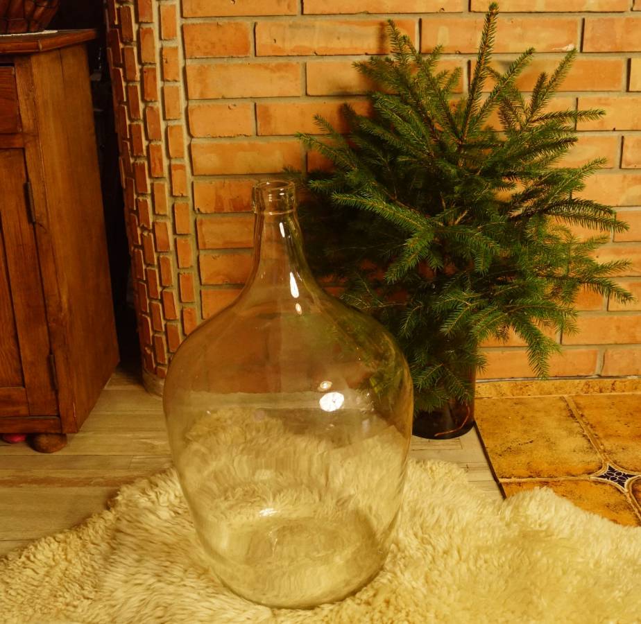 Buclatý demižon 25 l