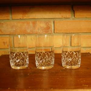 3 sklenice