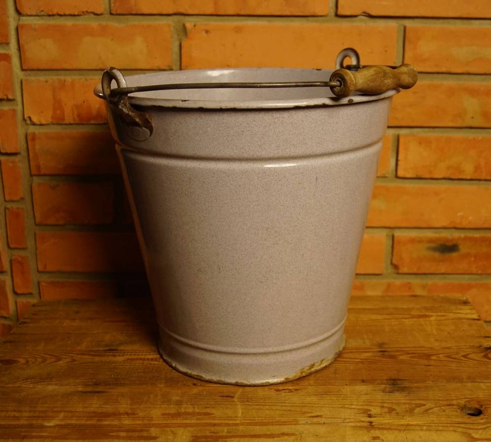 Šedomodrý smaltovaný kbelík
