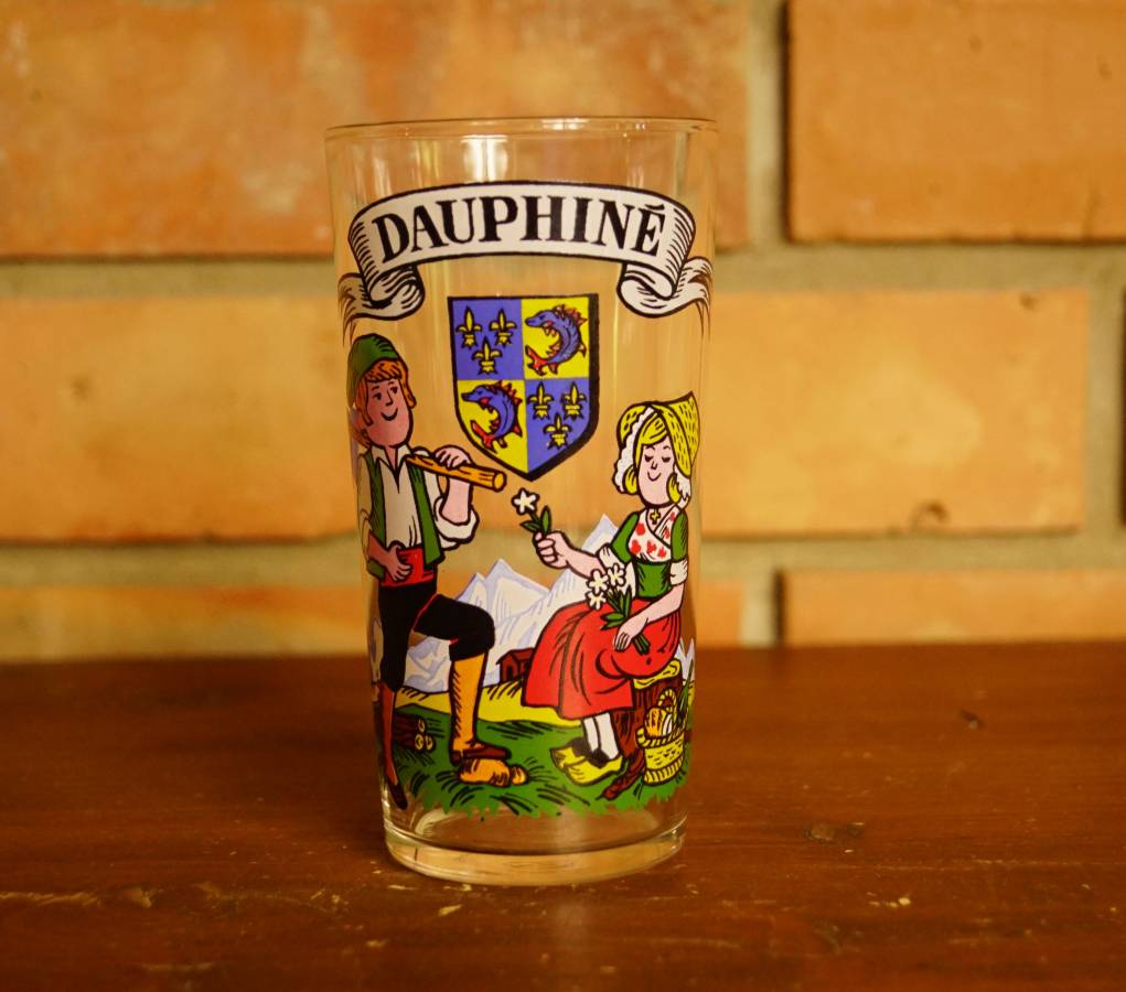Sklenice DAUPHINE