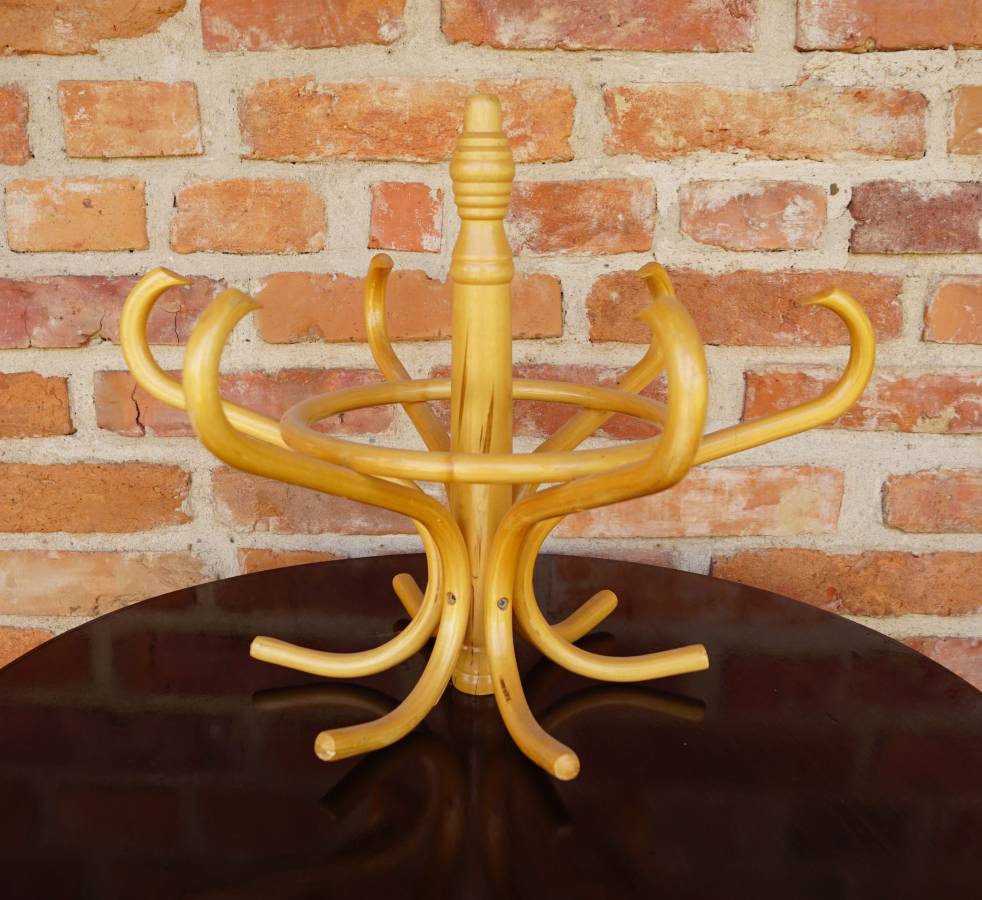 Věšák Thonet