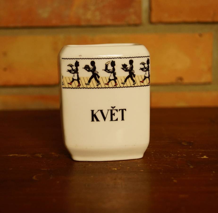Kořenka Květ