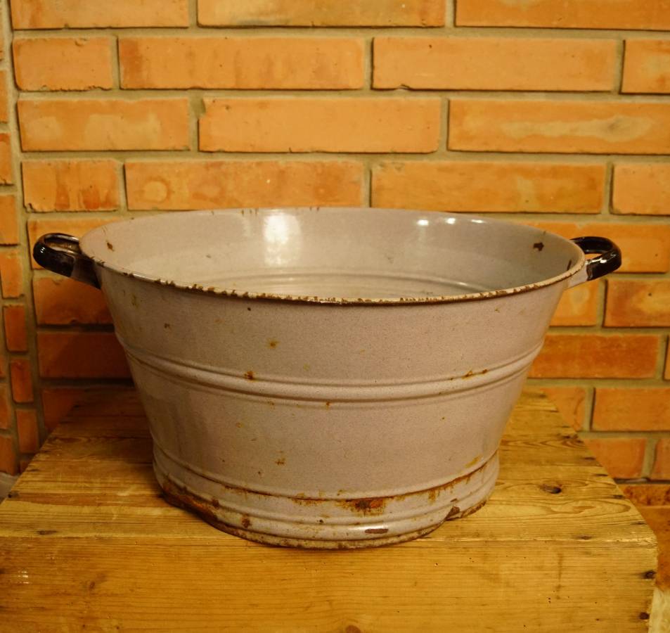 Velký smaltovaný škopek