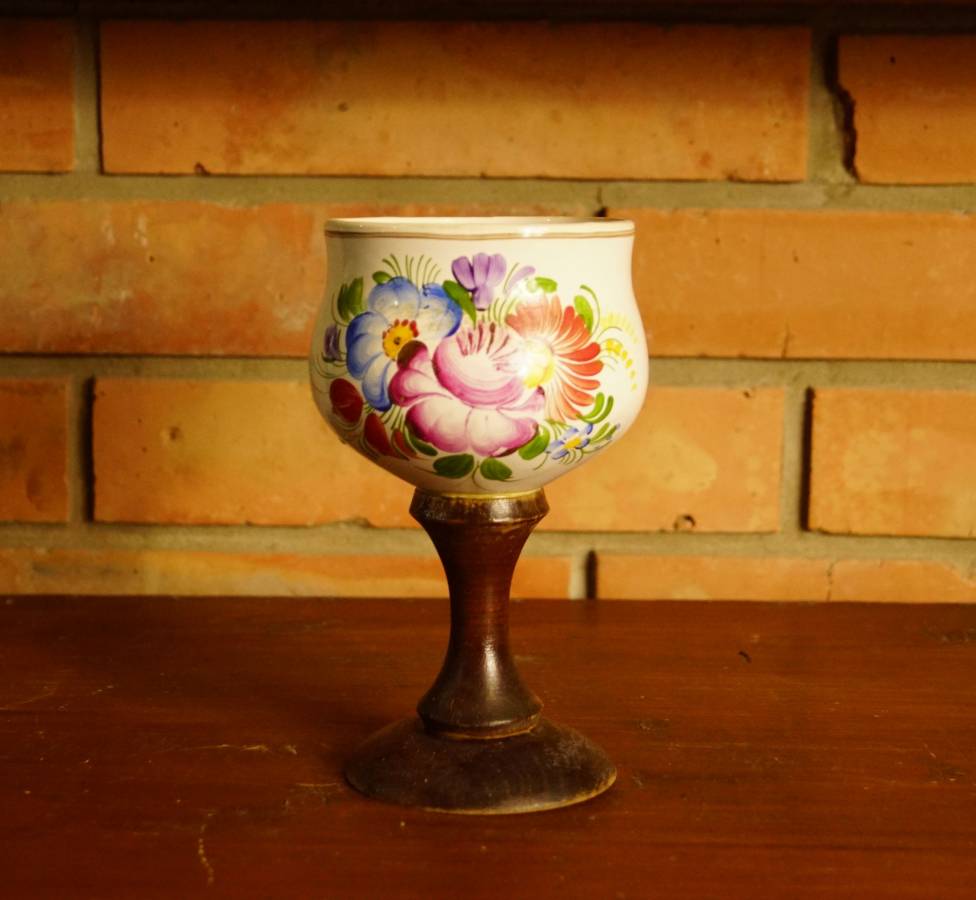 Keramický kalichprům. 9 cm, v. 16,5 cm