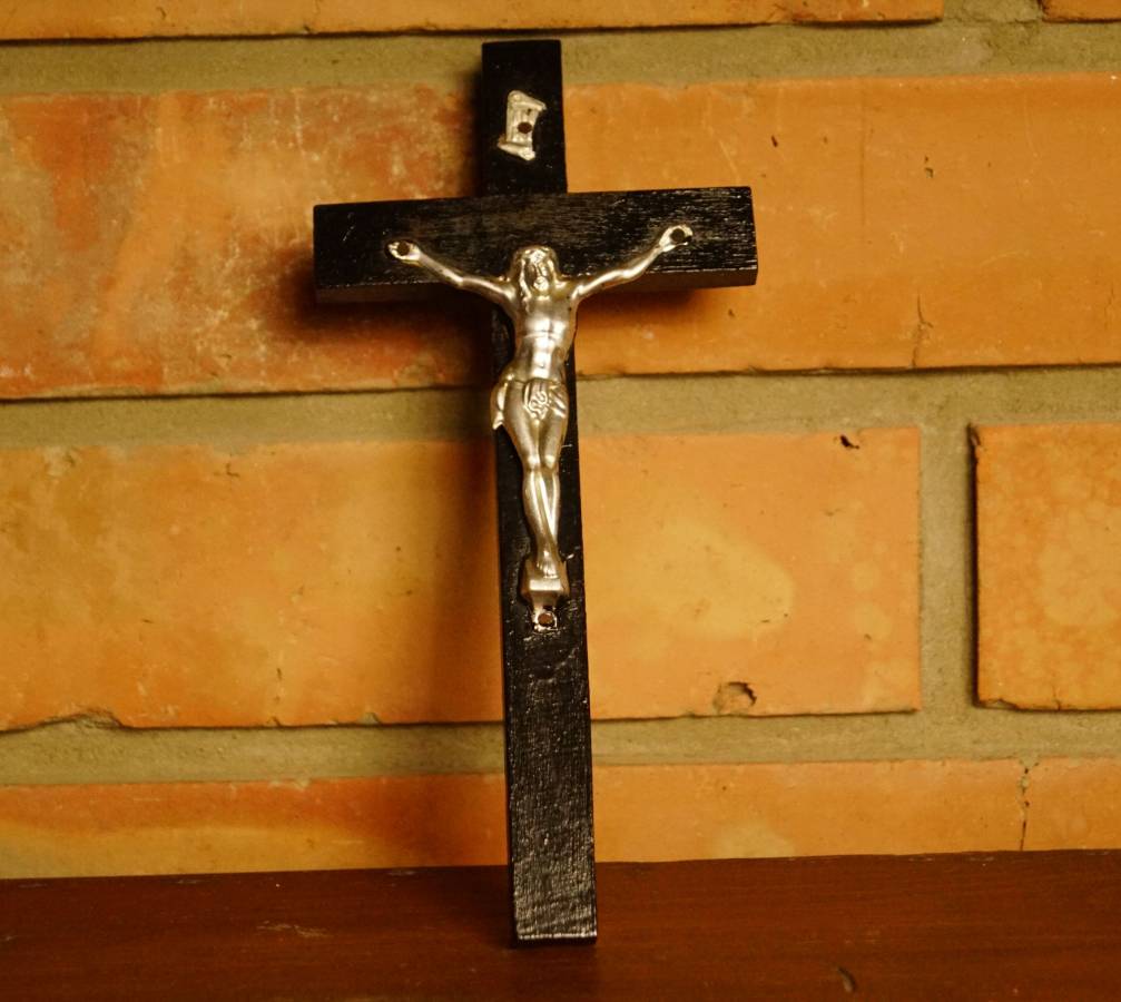 Malý černý křížek 5.