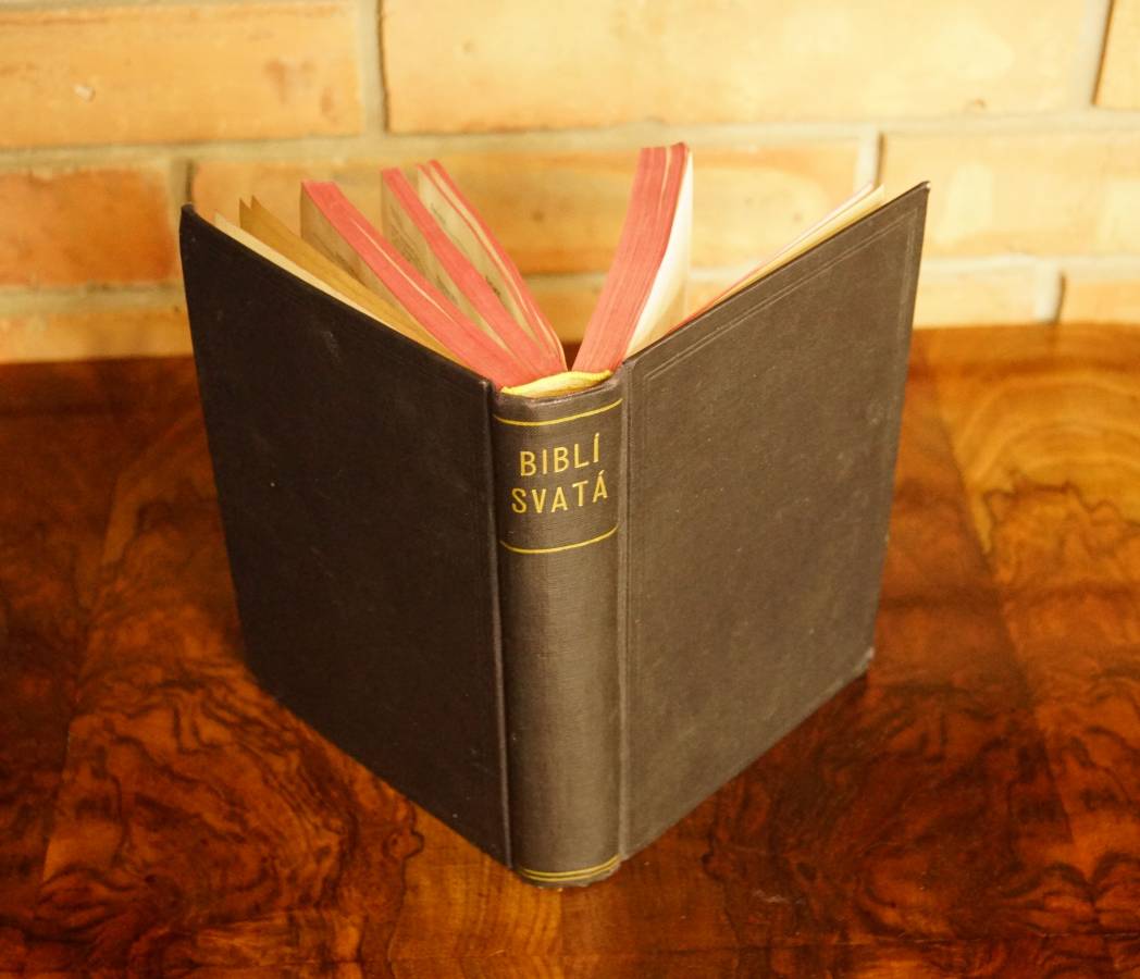 Kniha - Bible