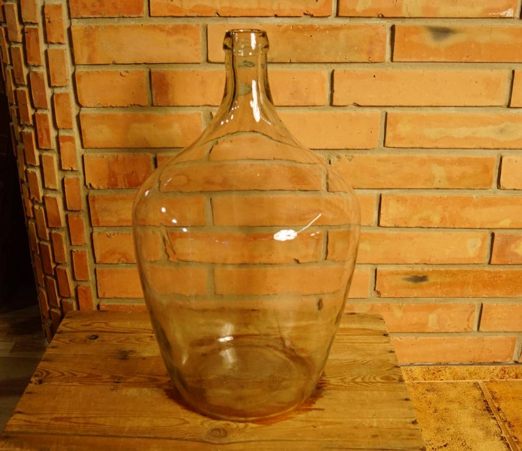 Buclatý demižon 20 l